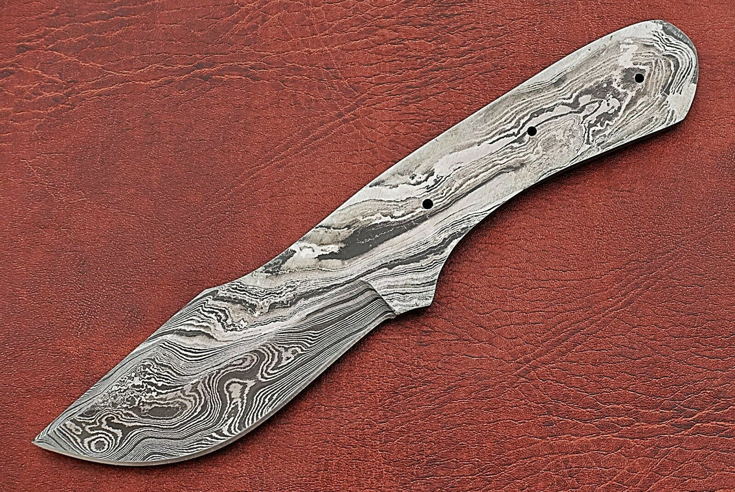 Clip point blank blade, 8.5" hand forged Damascus steel knife with 4" cutting