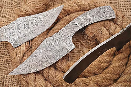 8 inches Long Hand Forged Damascus Steel Clip Point Blank Blade Skinning Knife, 3.5" Long Sharp Cutting Edge, 3.75" Scale Space with 2 pins Hole