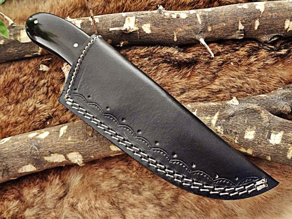 8" Long hand forged full tang Damascus steel drop point gut hook blade compact Knife, Dollar wood with Damascus Bolster scale, Cow Leather sheath (Copy)