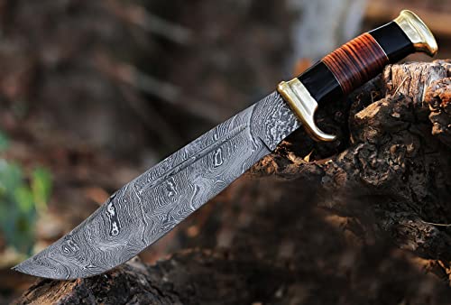 16" Long hand forged Damascus steel Hunting Bowie Knife, Bull horn and wood scale with Brass finger guard & Pommel, Cow Hide Leather sheath with belt loop