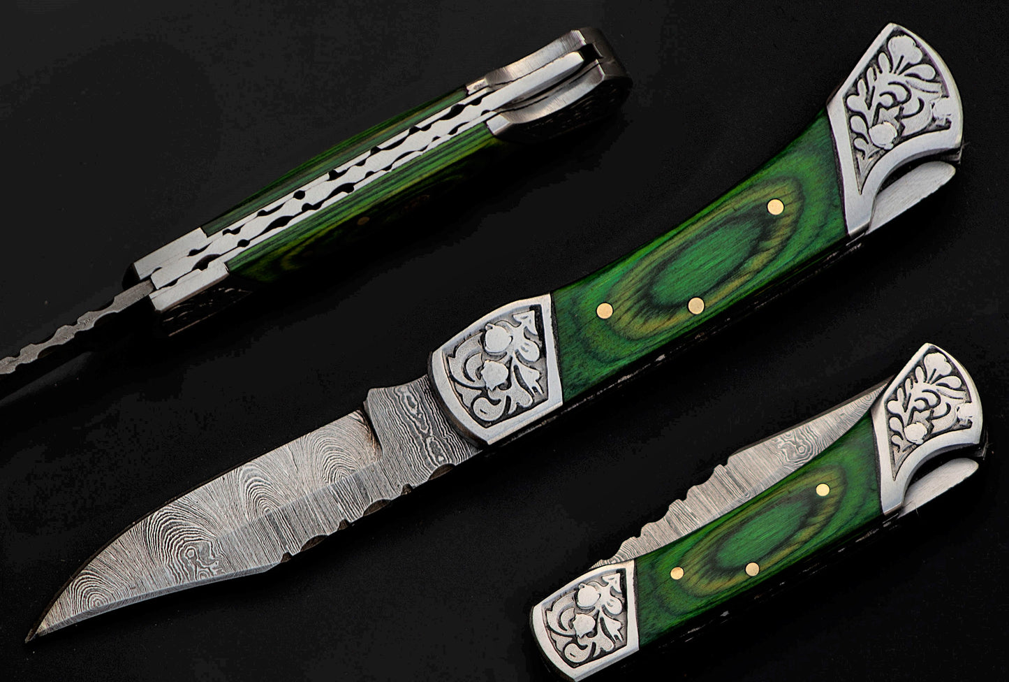 9" long back lock Folding Knife, 2 tone Red wood Scale with Engraved steel bolster, custom made 4" Hand Forged Damascus steel blade, Cow hide leather sheath with belt loop
