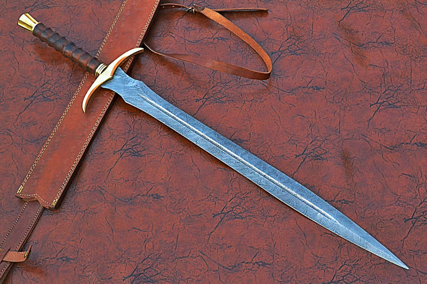 32 inches Long Sting Sword, 22" Long Hand Forged Damascus Steel Double Edge Blade, Brass Cross hilt Forward and Pommel, Walnut Wood Serrated Grip, Leather Scabbard with Shoulder Stripe