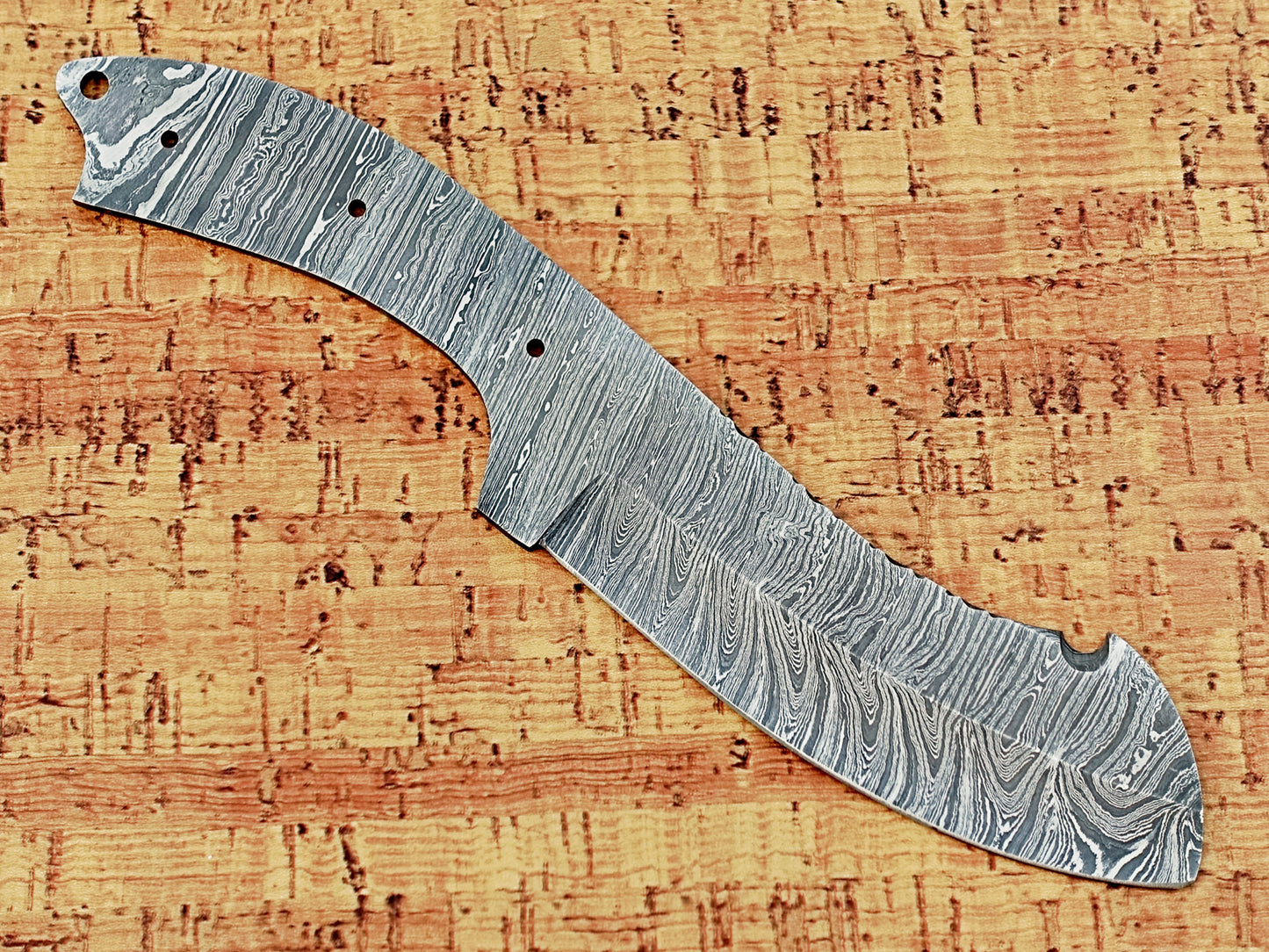 9.5 inches long Damascus steel Nessmuk blade skinning knife, knife making supplies, Hand forged Twist pattern Damascus steel blank blade skinning knife, 4.75" cutting edge, 4.5" scale space