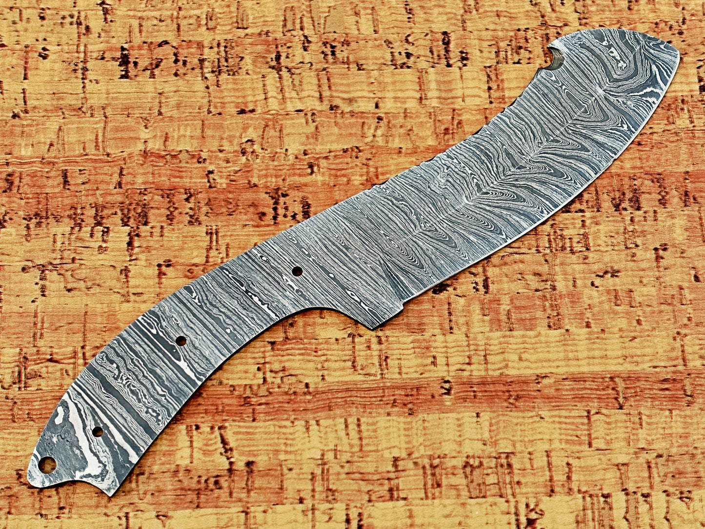 9.5 inches long Damascus steel Nessmuk blade skinning knife, knife making supplies, Hand forged Twist pattern Damascus steel blank blade skinning knife, 4.75" cutting edge, 4.5" scale space