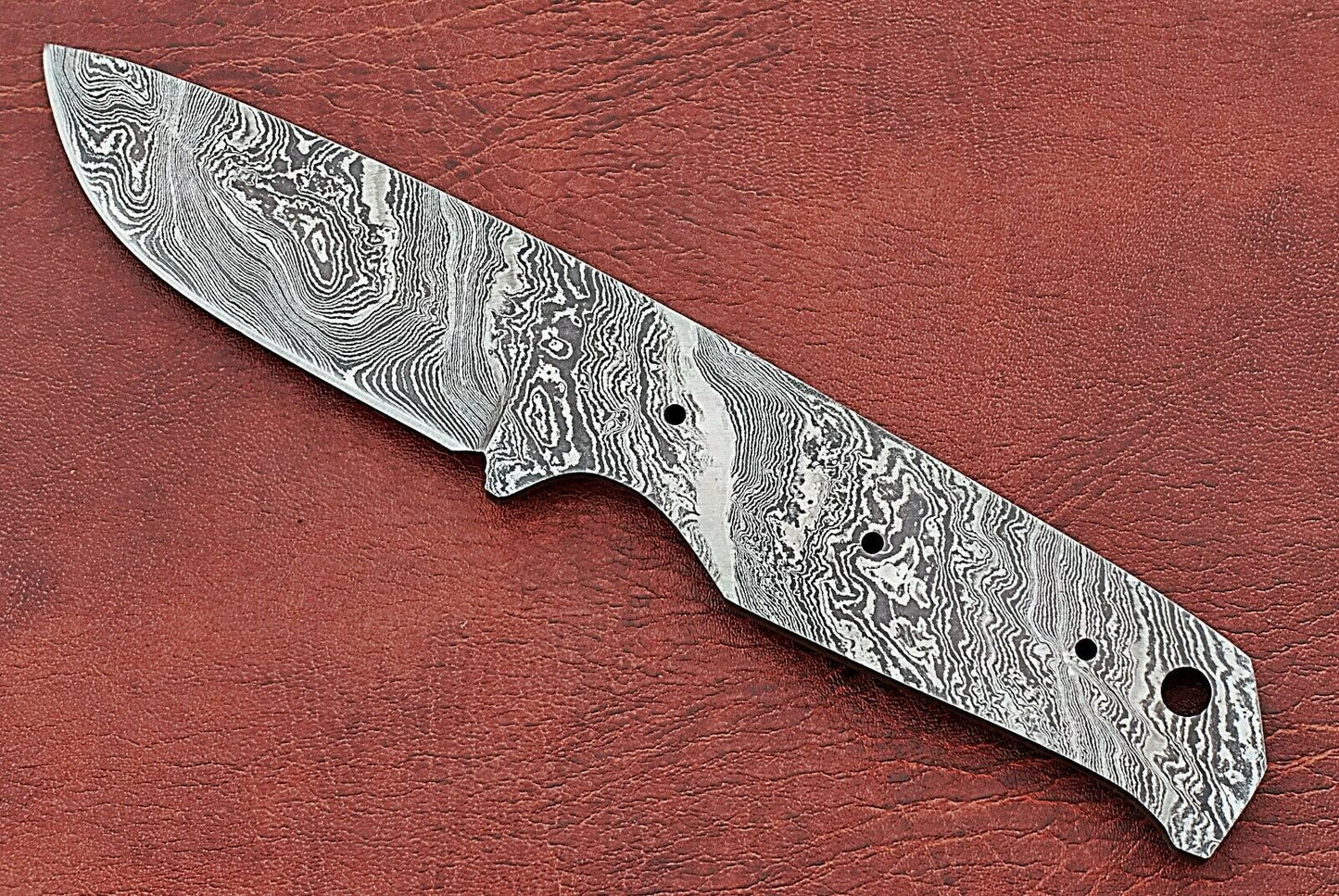 7.5" long Damascus steel straight back blank blade, 3.25" cutting edge