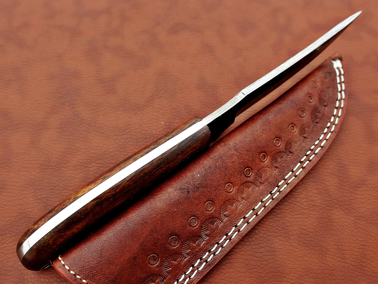 9.5" straight back blade skinning knife, 5" full tang Rain drop pattern Damascus steel blade, Available in 4 colors, includes Cow hide Leather sheath