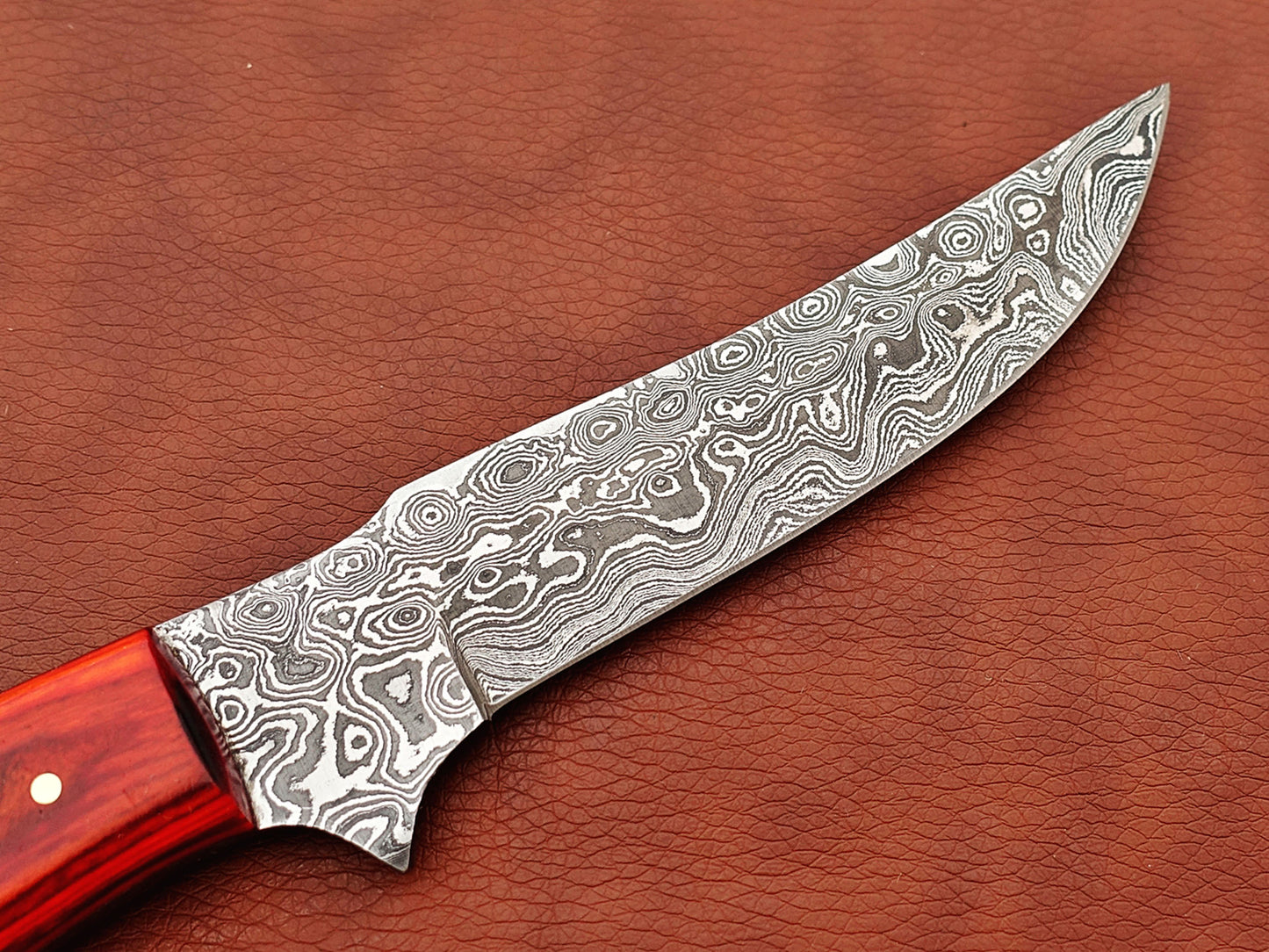 9.5" straight back blade skinning knife, 5" full tang Rain drop pattern Damascus steel blade, Available in 4 colors, includes Cow hide Leather sheath