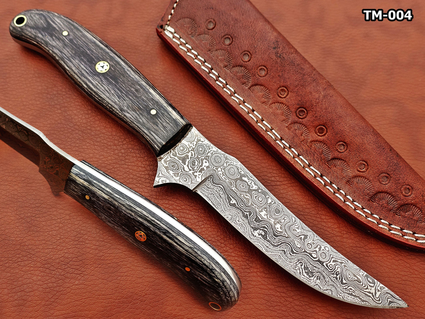 9.5" straight back blade skinning knife, 5" full tang Rain drop pattern Damascus steel blade, Available in 4 colors, includes Cow hide Leather sheath