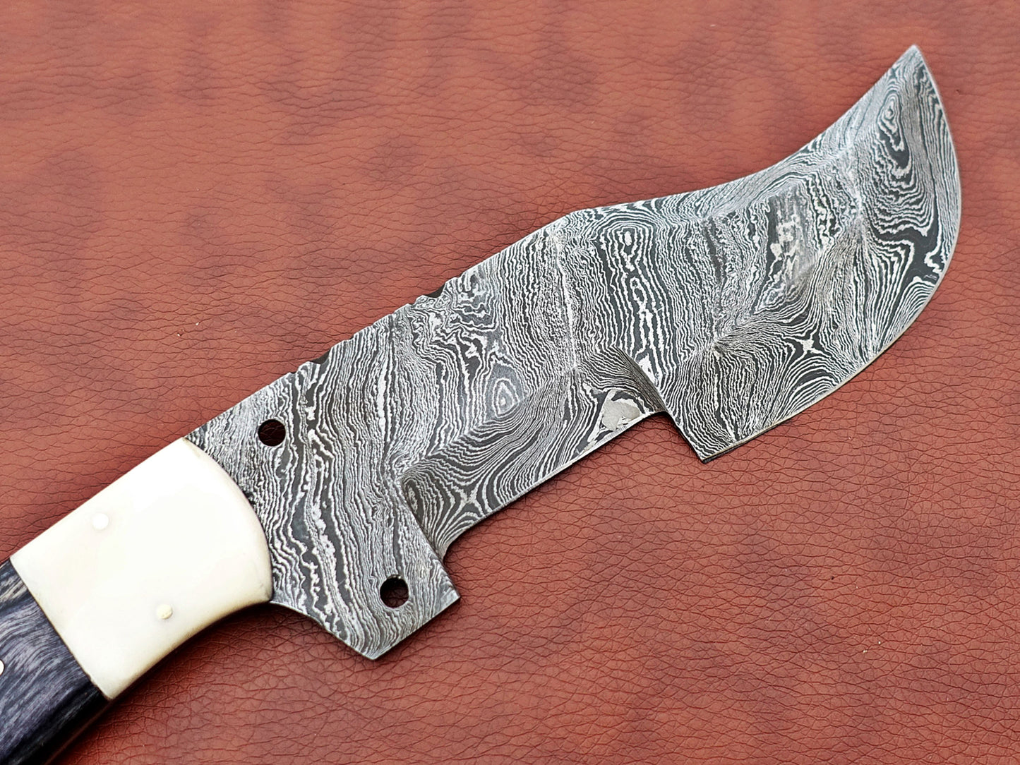 12" Long hand forged twist pattern full tang Damascus steel tracker knife, 2 tone dollar wood scale with Camel bone Bolster & pomel, Cow leather sheath