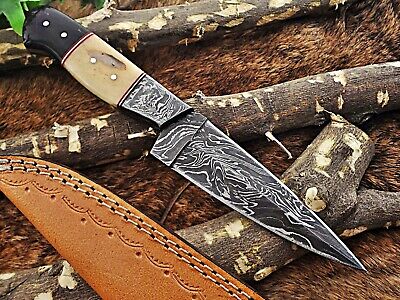 Damascus steel skinning knife 4 Pcs set with leather sheath, Black & white scale