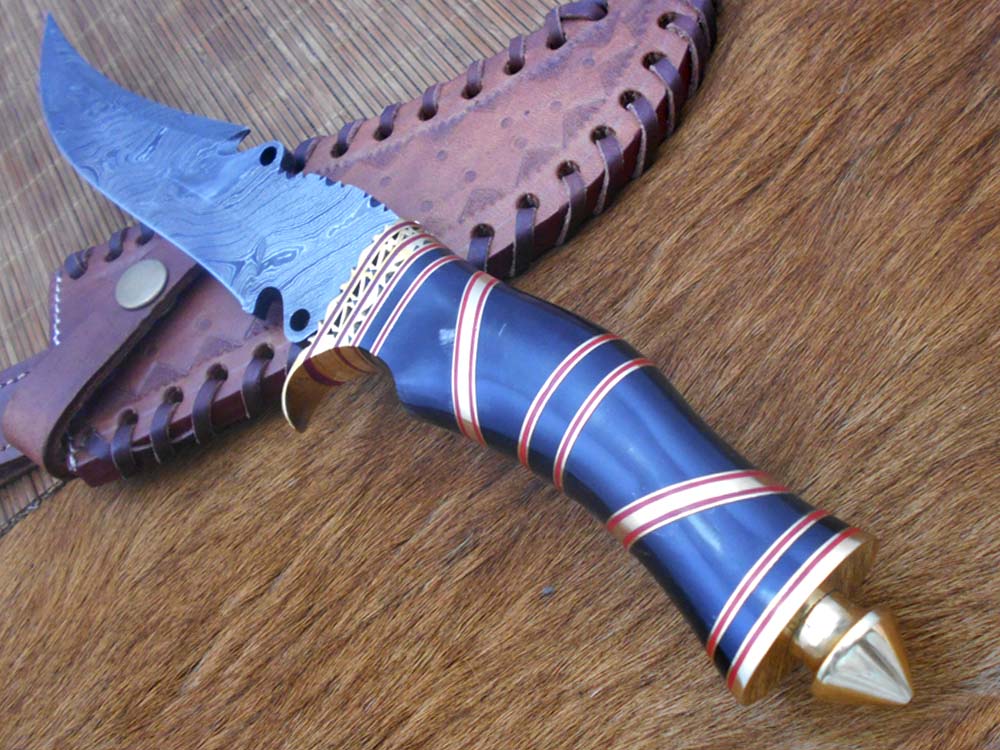 13" Long hand forged Damascus steel Hunting knife, exotic Bull Horn scale crafted with engraved brass finger guard, spacer & red fiber, Cow hide Leather sheath with belt loop