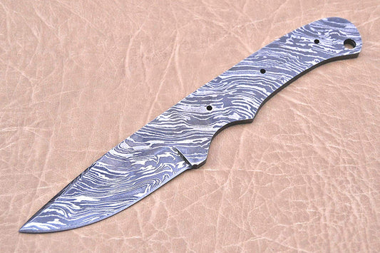 Damascus Steel Blank Blade, 8 inches Long Hand Forged Pocket Knife with 3 Pin Hole & an Inserting Hole Space 4 inches Cutting Edge