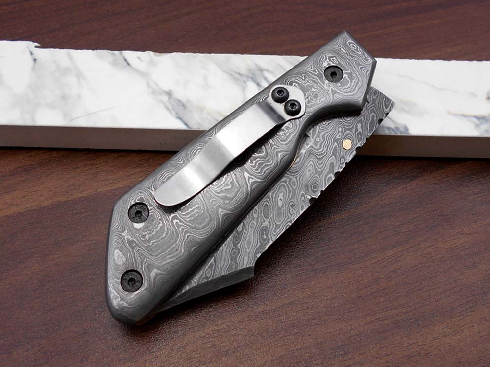 Damascus steel 7.5" long Folding Knife Bull horn with Damascus bolster pocket clip scale, custom made Hand Forged blade cow leather sheath
