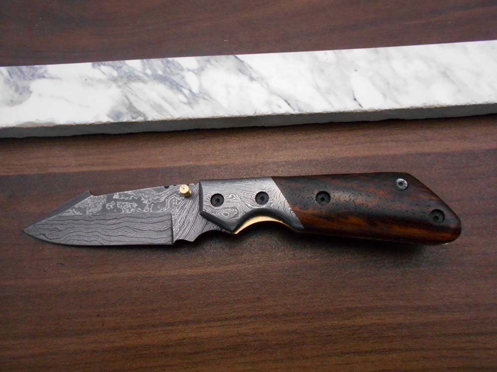 Damascus steel 7.5" long Folding Knife Bull horn with Damascus bolster pocket clip scale, custom made Hand Forged blade cow leather sheath