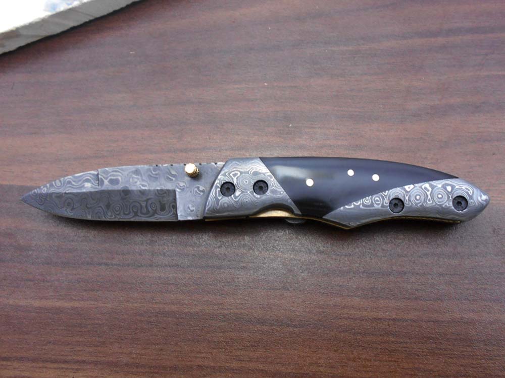 8" long Damascus steel custom made Folding Knife with pocket clip, Available in various scales option with Damascus, 3.5" Damascus steel blade with Liner lock, Includes Cow hide leather sheath