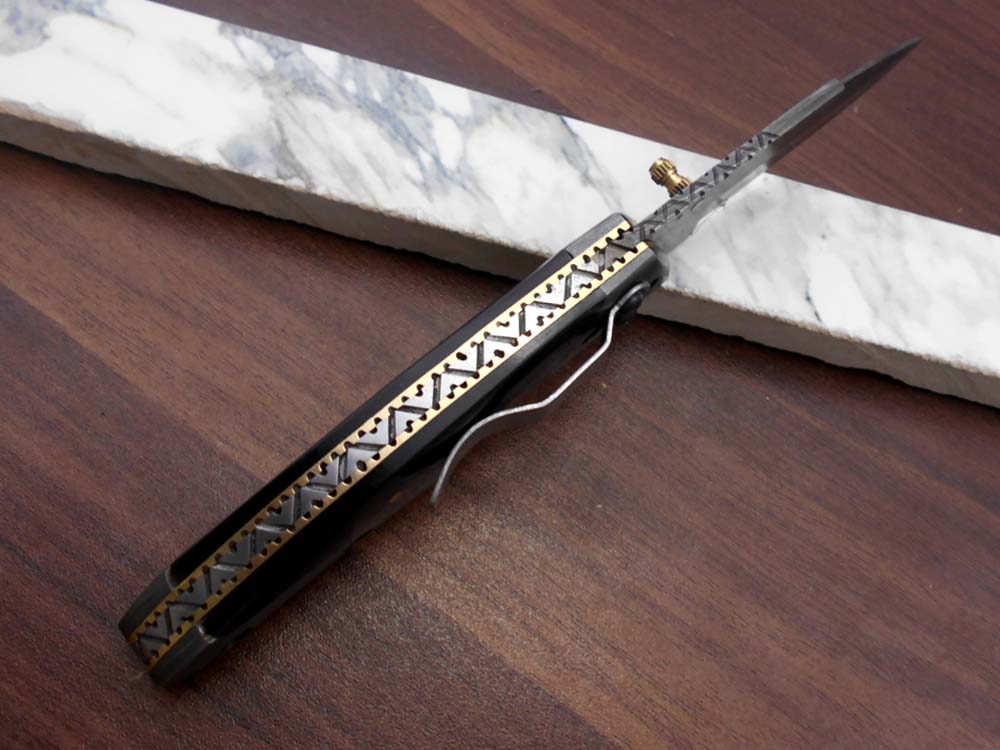 8" long Damascus steel custom made Folding Knife with pocket clip, Available in various scales option with Damascus, 3.5" Damascus steel blade with Liner lock, Includes Cow hide leather sheath