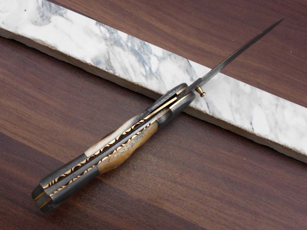 Fish shape 8" folding pocket knife available in 3 natural scales, Cow leather sheath included