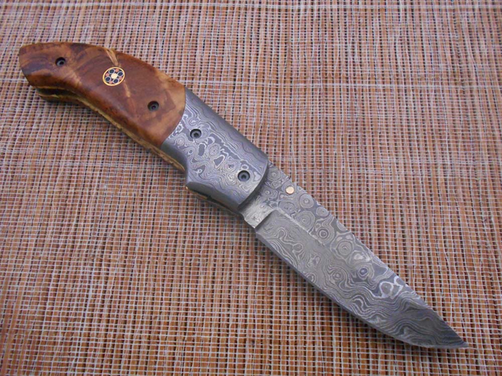 7.5" Folding Knife, 3.5" Hand Forged Twist Pattern Damascus Steel Blade Pocket Knife, 4" scale available in 3 Colors, Liner Lock & Thumb knob Equipped, Cow Hide Leather Sheath