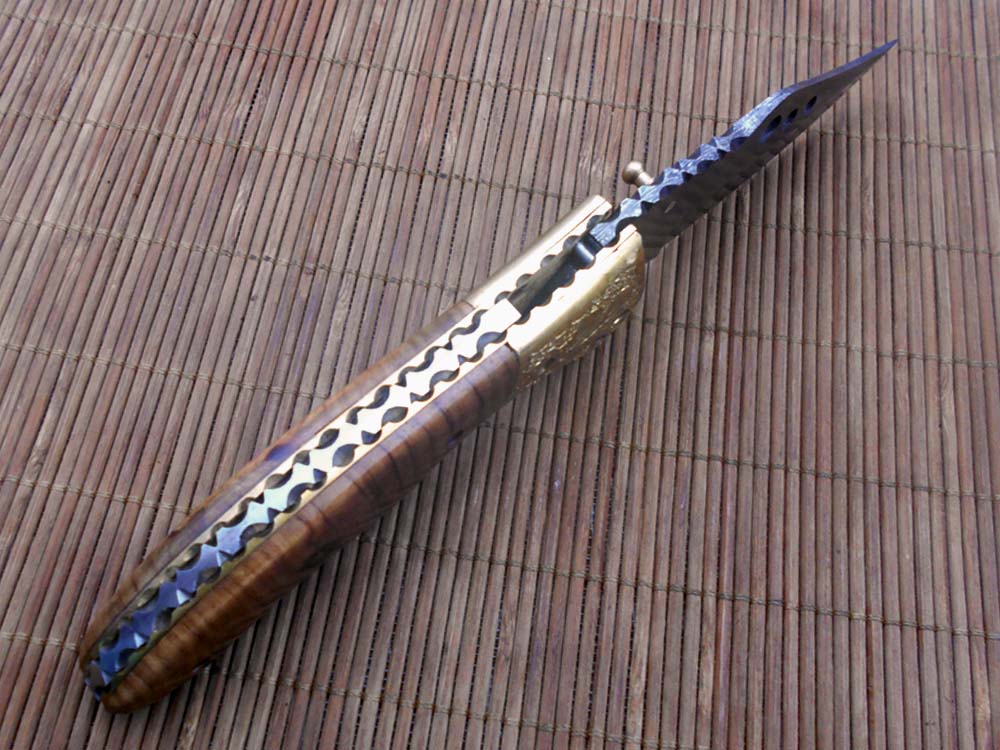 7.5" Folding Knife, 3.5" Hand Forged Twist Pattern Damascus Steel Blade with 3 Holes, Available in 3 Scale colors Pocket Knife, Liner Lock & Thumb knob Equipped, Cow Hide Leather Sheath included