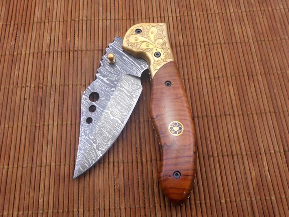 7.5" Folding Knife, 3.5" Hand Forged Twist Pattern Damascus Steel Blade with 3 Holes, Available in 3 Scale colors Pocket Knife, Liner Lock & Thumb knob Equipped, Cow Hide Leather Sheath included