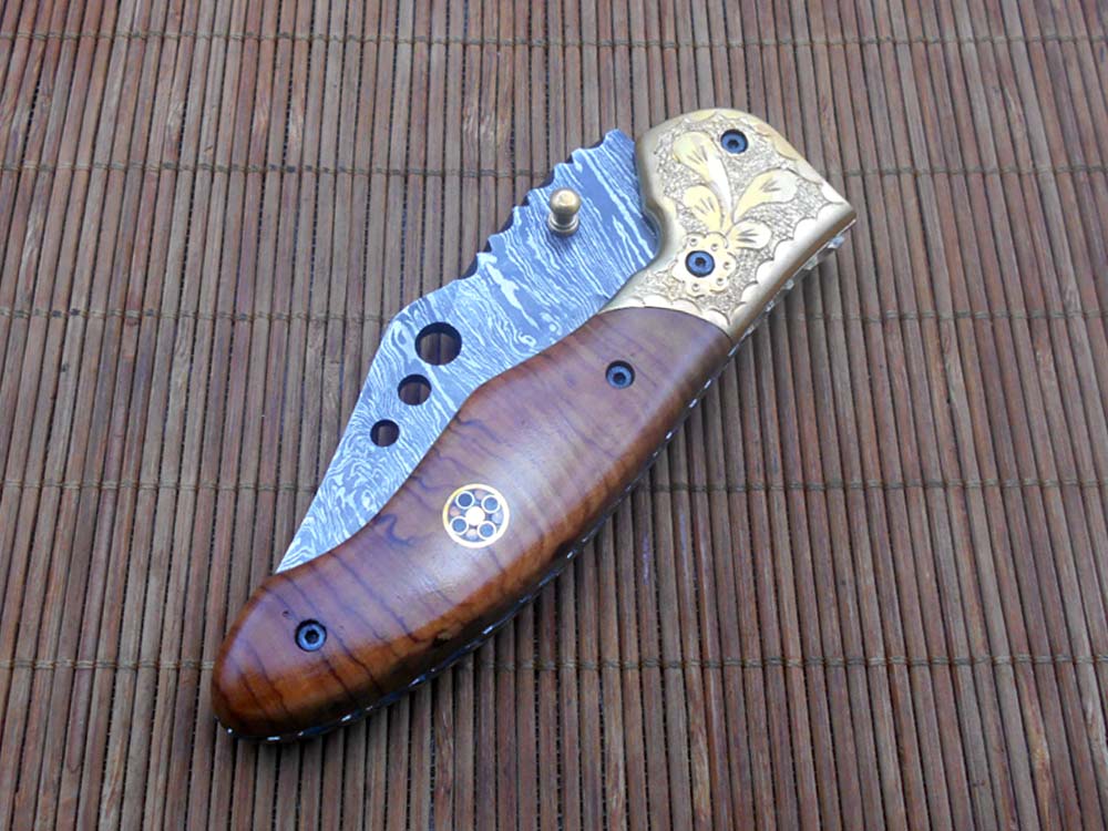 7.5" Folding Knife, 3.5" Hand Forged Twist Pattern Damascus Steel Blade with 3 Holes, Available in 3 Scale colors Pocket Knife, Liner Lock & Thumb knob Equipped, Cow Hide Leather Sheath included
