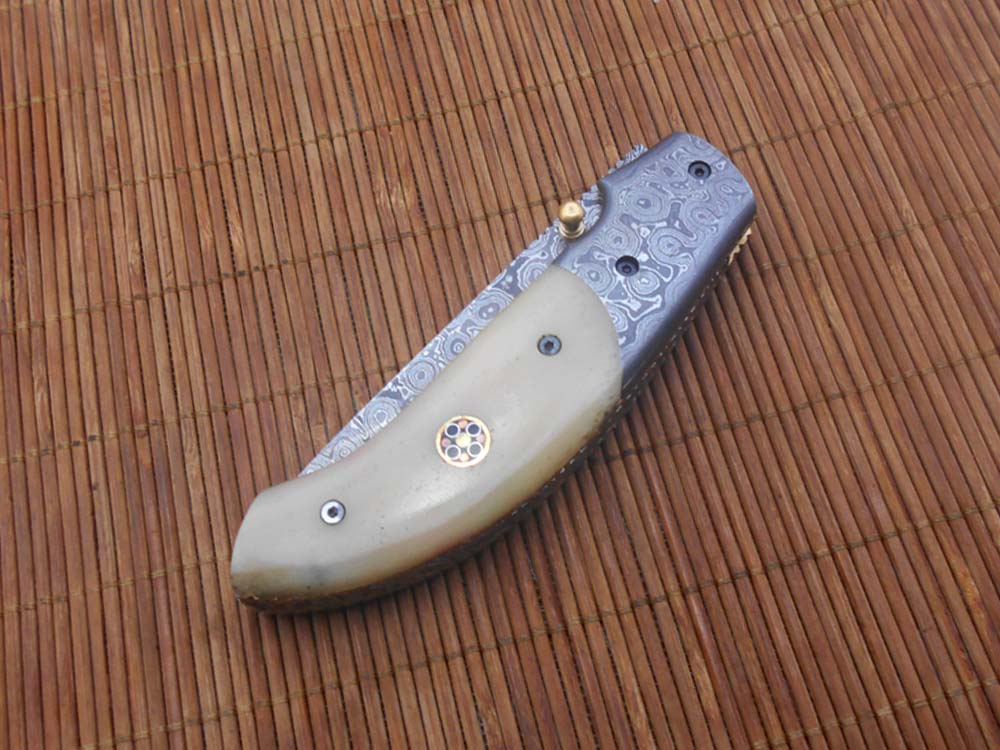 7.5" Folding Knife, 3.5" Hand Forged Twist Pattern Damascus Steel Blade Pocket Knife, 4" scale available in 3 Colors, Liner Lock & Thumb knob Equipped, Cow Hide Leather Sheath