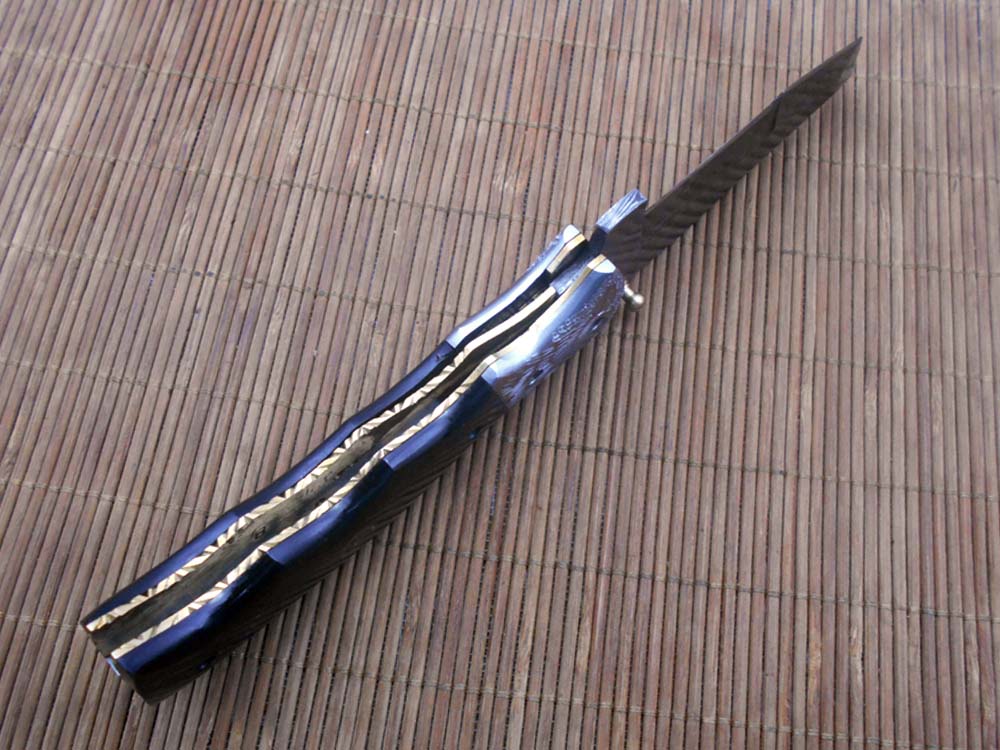 Folding knife Tracker blade knife with Engraved bird on steel bolster, 8" Hand forged Damascus steel, Available in 3 scales, Equipped with Brass Liner lock, Cow hide Leather sheath with belt loop