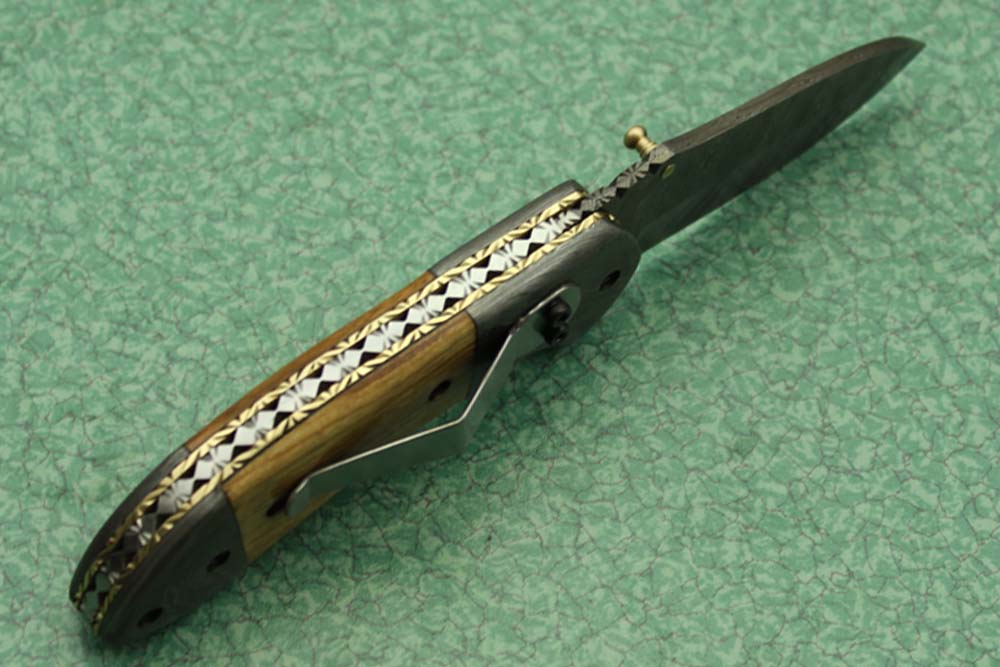 Damascus steel 7" folding knife, liner lock, thumb knob, Cow sheath, 4 Colors