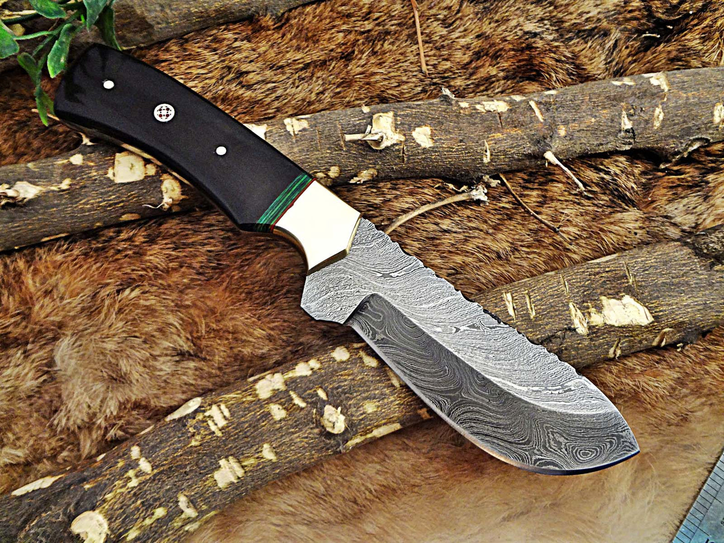 9" Damascus steel full tang Skinning Knife, Black and white scales with Brass Bolster scale, Cow hide Leather sheath included
