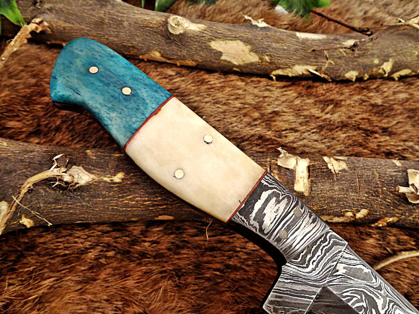 9 " Long hand forged Damascus steel full tang skinning Knife, Natural camel Bone and Buffalo Horn scale with Bolster Cow hide Leather sheath