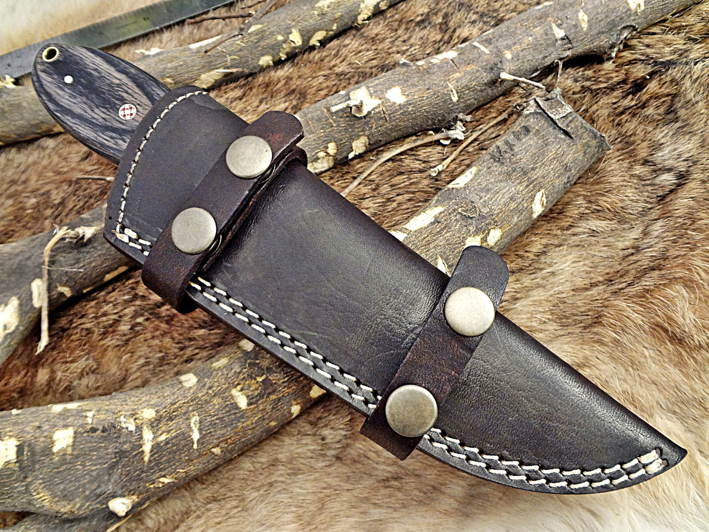 9" Long hand forged Damascus steel full tang skinning Knife with gut hook, Bull horn with Damascus Bolster, Cow hide Leather sheath