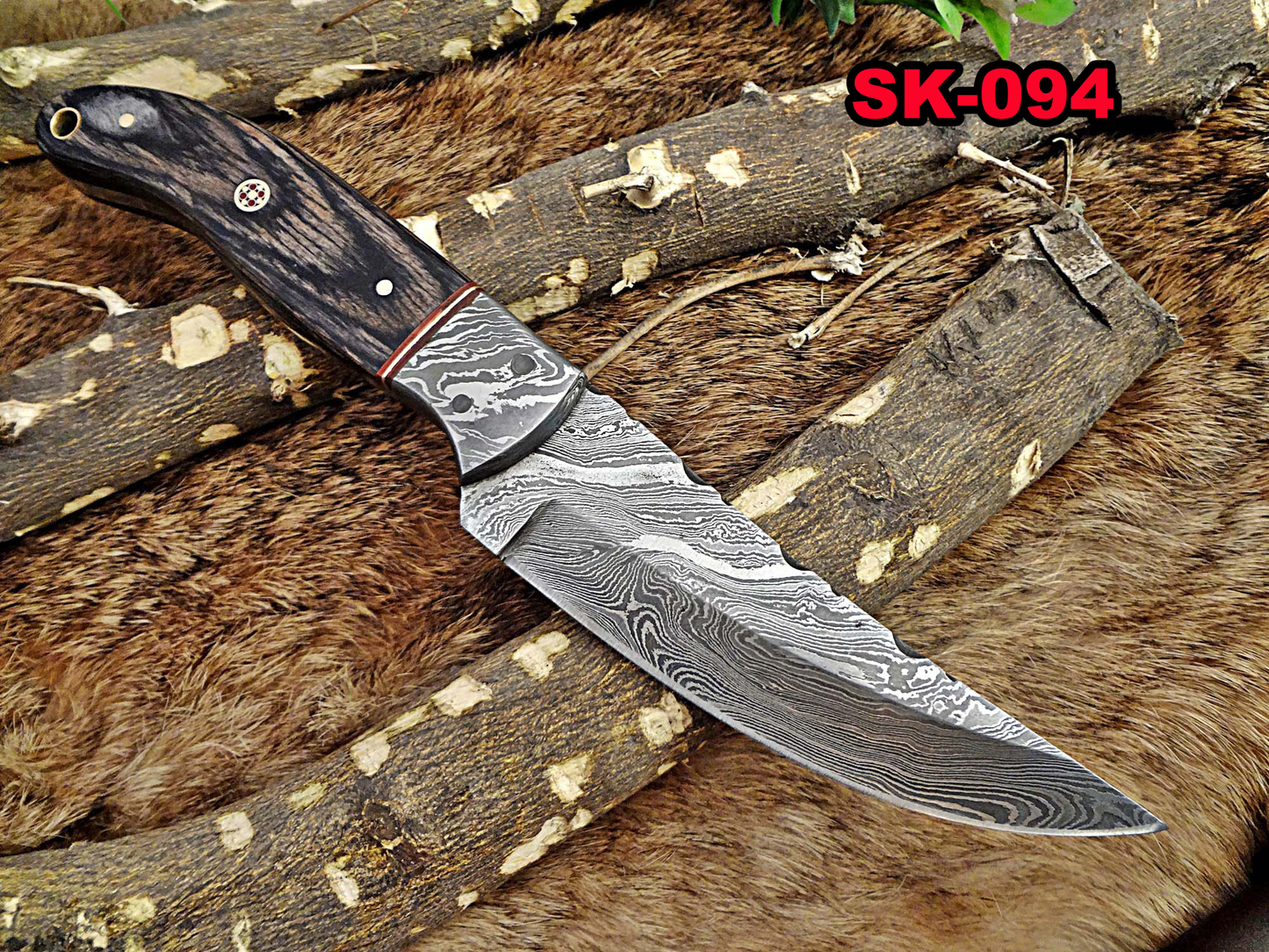 9.5" Damascus steel full tang blade skinning Knife, Available in 2 wood scales with Brass bolster, includes Cow hide Leather sheath