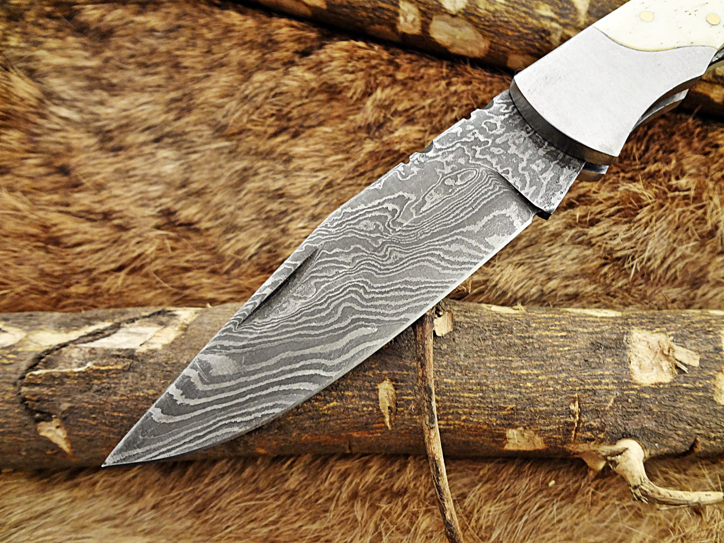 8" long Damascus steel Folding Knife, Walnut wood with Steel bolster scale, custom made 3.5" Hand Forged blade cow hide leather sheath