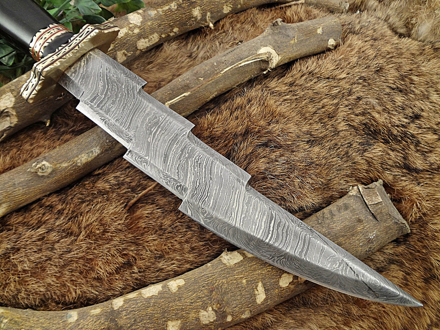 14.5" long custom made Hand Forged Damascus Steel zig zag blade Knife With 9" blade, camel bone with engraved brass scale Leather sheath