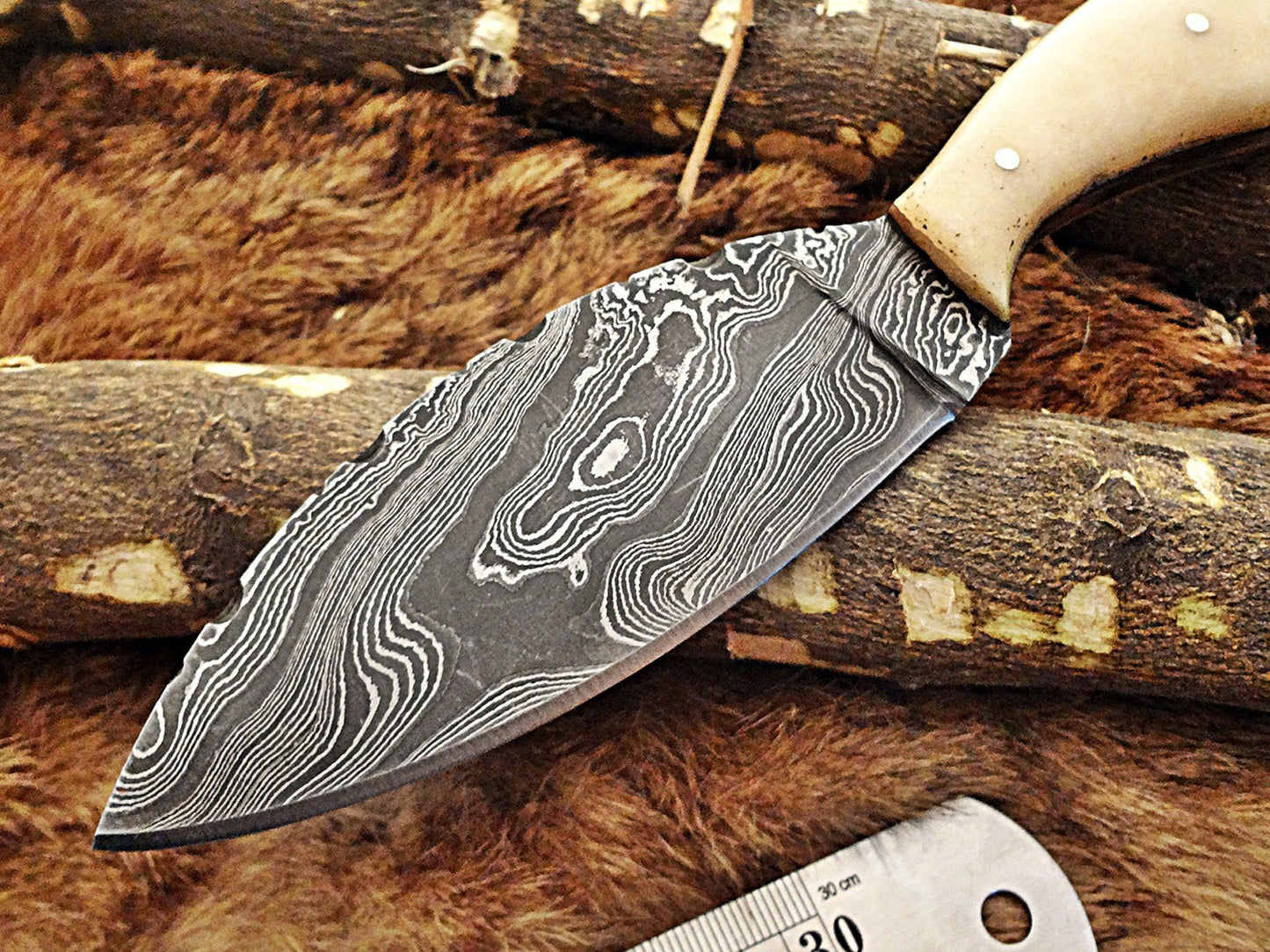 8.5" DAMASCUS STEEL BLADE POCKET KNIFE, JIGGED BULL HORN SCALE, LEATHER SHEATH