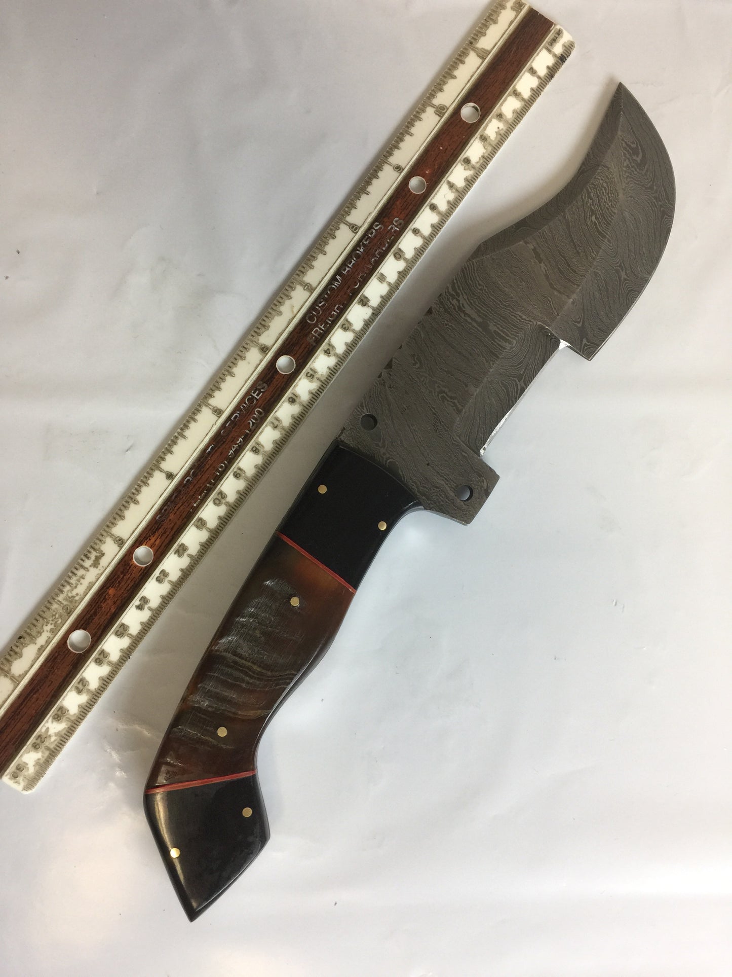 12" Long hand forged twist pattern full tang Damascus steel tracker knife, 2 tone dollar wood scale with Camel bone Bolster & pomel, Cow leather sheath