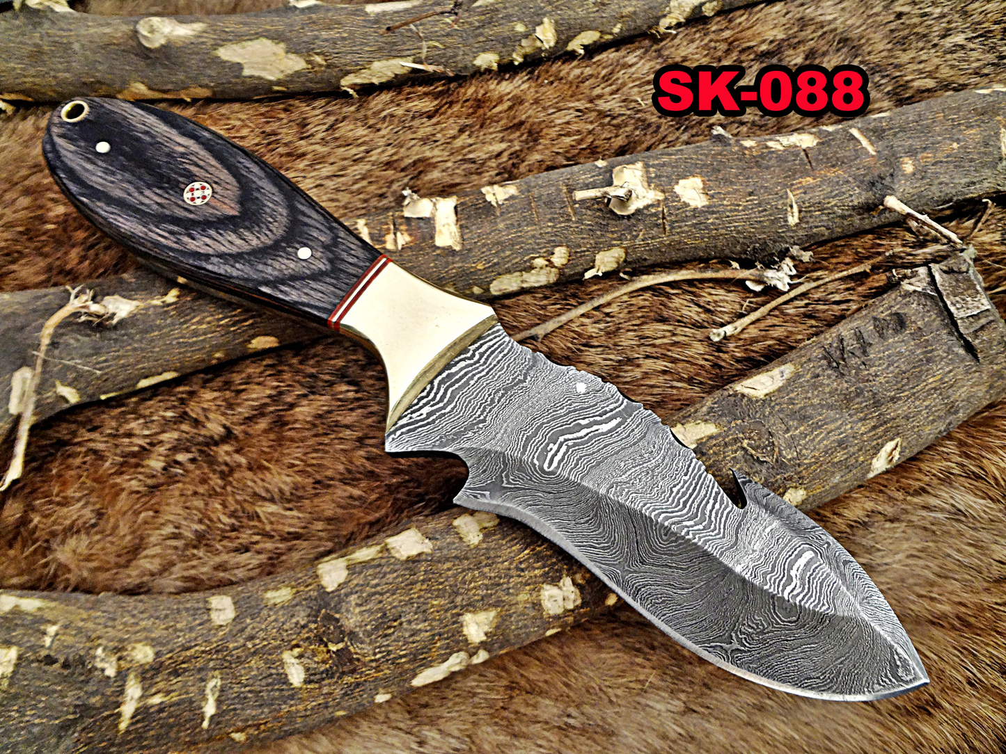 9" Long hand forged Damascus steel full tang skinning Knife with gut hook, Bull horn with Damascus Bolster, Cow hide Leather sheath