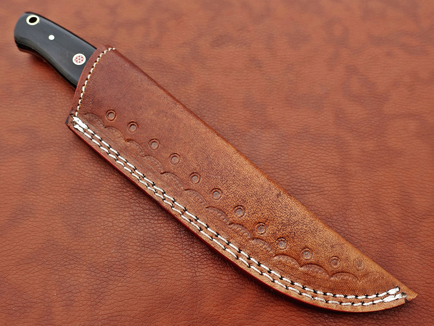 9.5" straight back blade skinning knife, 5" full tang Rain drop pattern Damascus steel blade, Available in 4 colors, includes Cow hide Leather sheath
