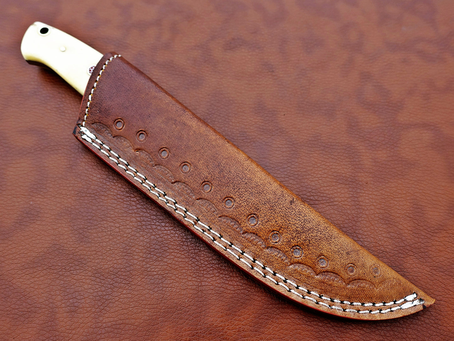 9.5" straight back blade skinning knife, 5" full tang Rain drop pattern Damascus steel blade, Available in 4 colors, includes Cow hide Leather sheath