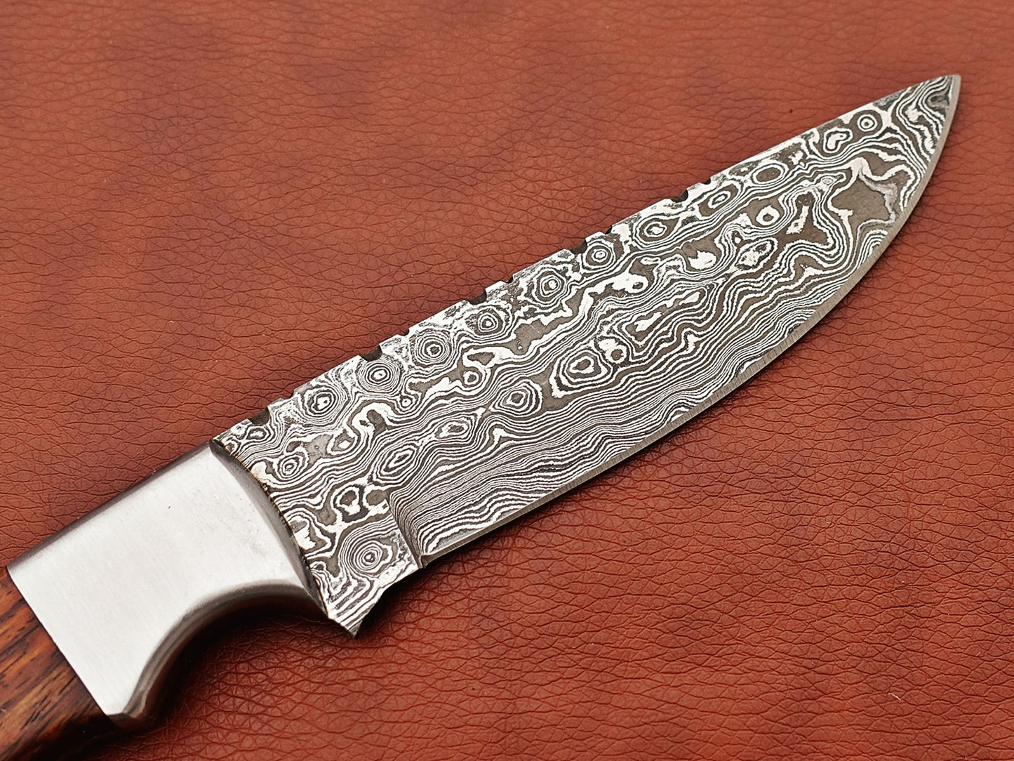 9.5" skinning knife, 5" full tang Rain drop pattern straight back Damascus steel blade, Available in 4 colors, includes Cow hide Leather sheath