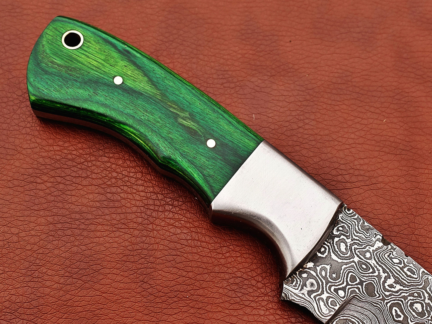 9.5" skinning knife, 5" full tang Rain drop pattern straight back Damascus steel blade, Available in 4 colors, includes Cow hide Leather sheath