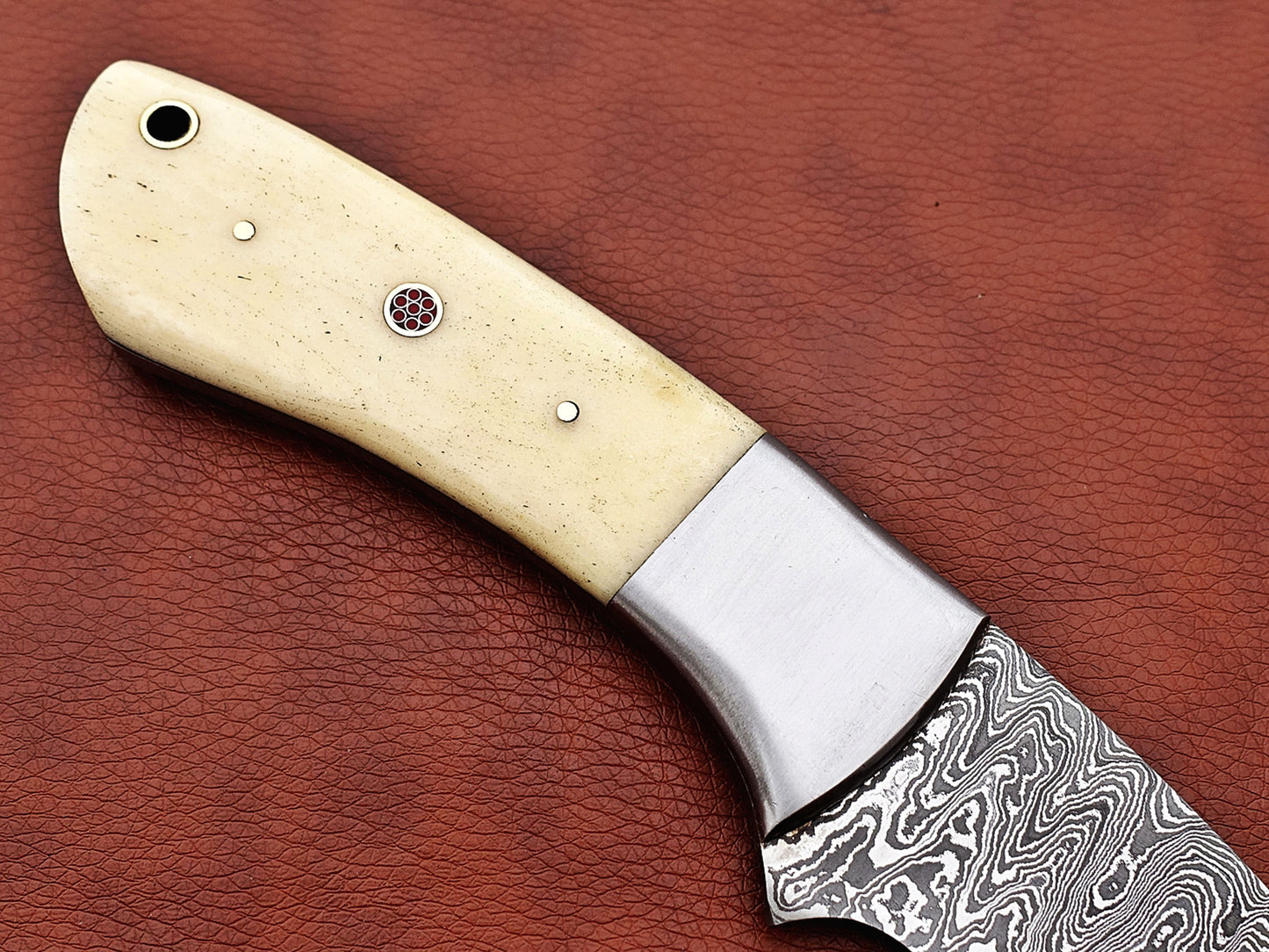 9.5" long Damascus steel Gut hook skinning knife, Full tang Rain drop pattern blade, available in 4 colors, includes Cow hide Leather sheath