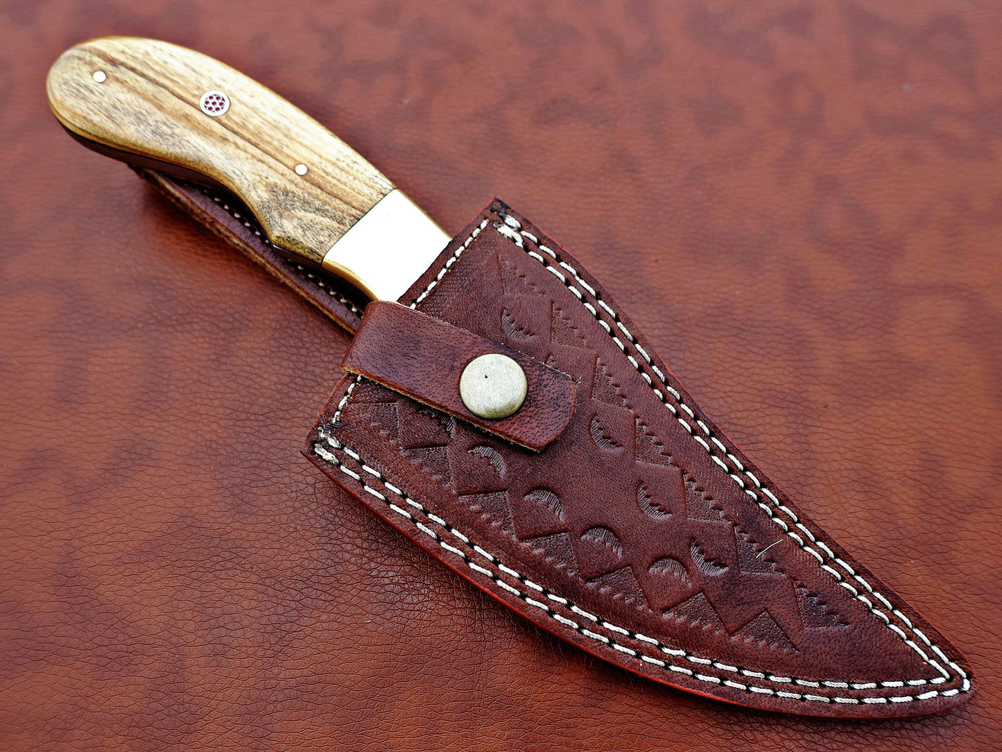Damascus steel Rain drop pattern straight back blade 9.5" skinning knife, 5" full tang, Available in 4 colors, includes Cow hide Leather sheath