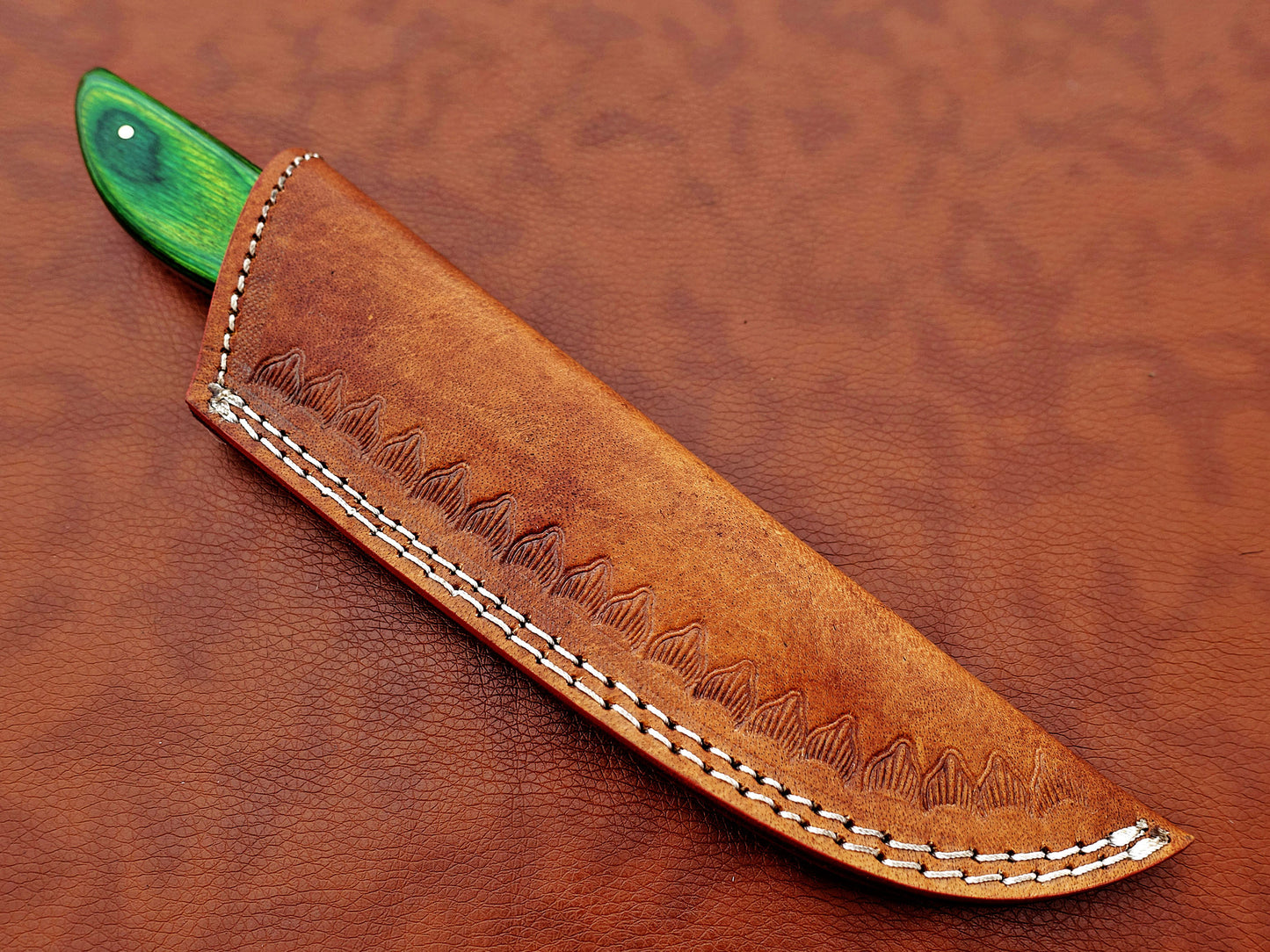 9.5" full tang Rain drop pattern skinning knife, 5" straight back Damascus steel blade, Available in 4 colors, includes Cow hide Leather sheath