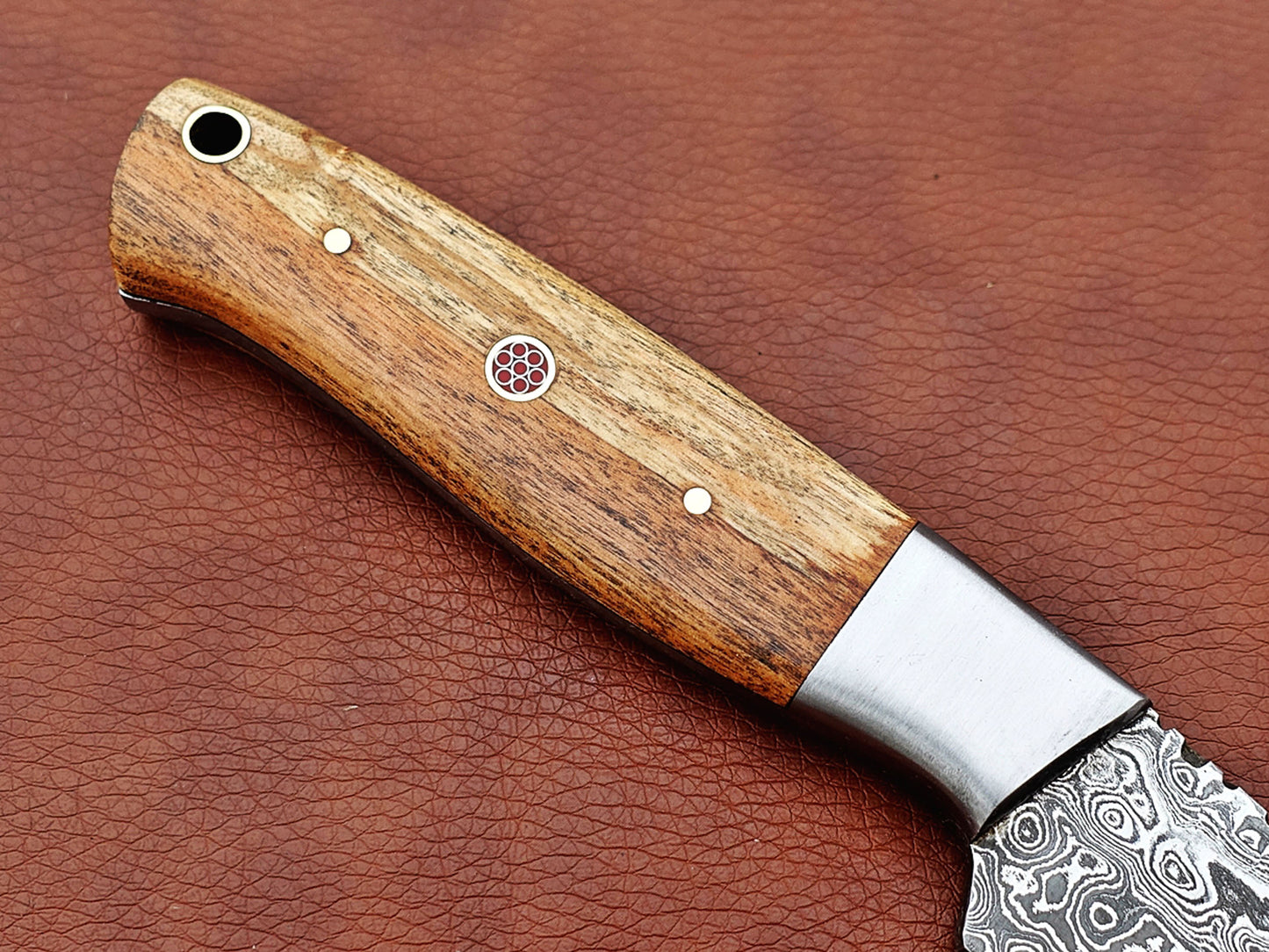 9.5" straight back blade skinning knife, 5" full tang Rain drop pattern Damascus steel blade, Available in 4 colors, includes Cow hide Leather sheath