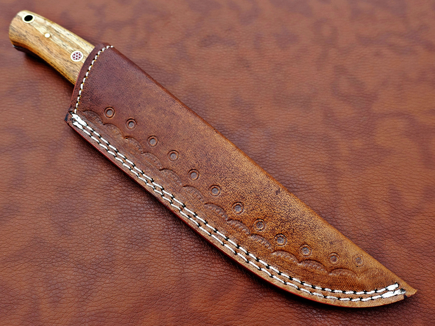 9.5" straight back blade skinning knife, 5" full tang Rain drop pattern Damascus steel blade, Available in 4 colors, includes Cow hide Leather sheath