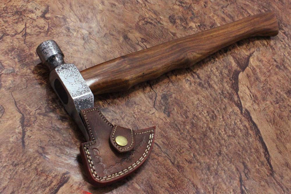 18 Inches long High carbon steel voyager axe with Hammer, Rose wood round handle, thick cow hide leather sheath included