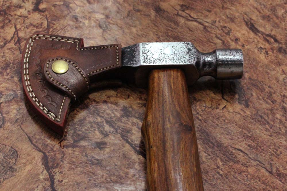 18 Inches long High carbon steel voyager axe with Hammer, Rose wood round handle, thick cow hide leather sheath included