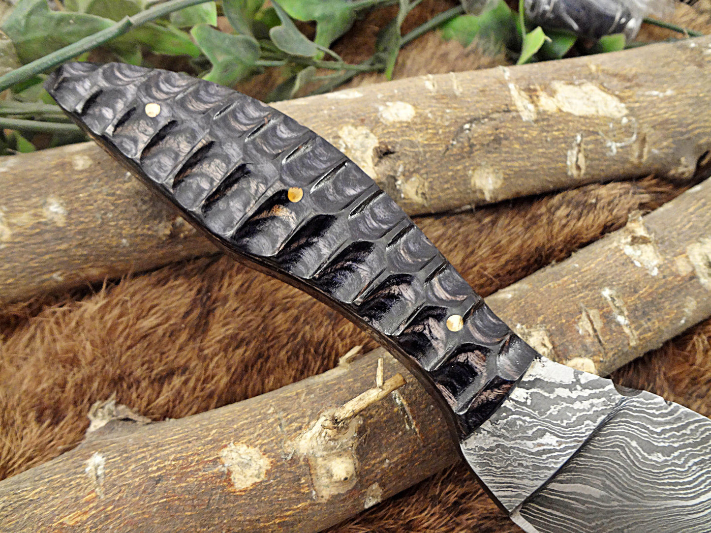 8.5" DAMASCUS STEEL BLADE POCKET KNIFE, JIGGED BULL HORN SCALE, LEATHER SHEATH