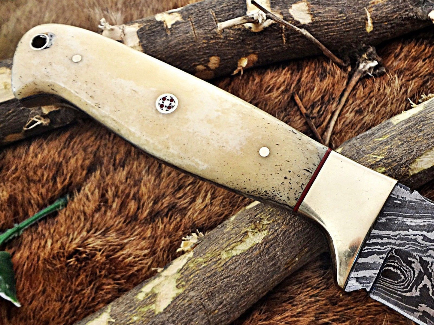 DAMASCUS STEEL 9.5" LONG FULL TANG BLADE SKINING KNIFE, WOOD & BONE, COW SHEATH